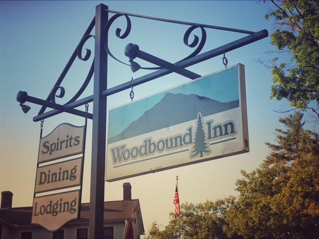 Woodbound Inn Rindge Eksteriør bilde